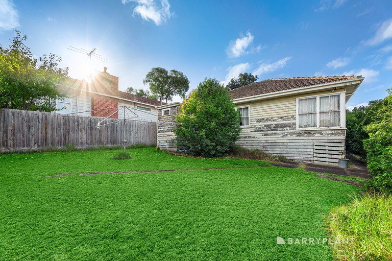 23 Erskine Road, Macleod, VIC 3085 - Thumbnail 1 - 09/05/2025