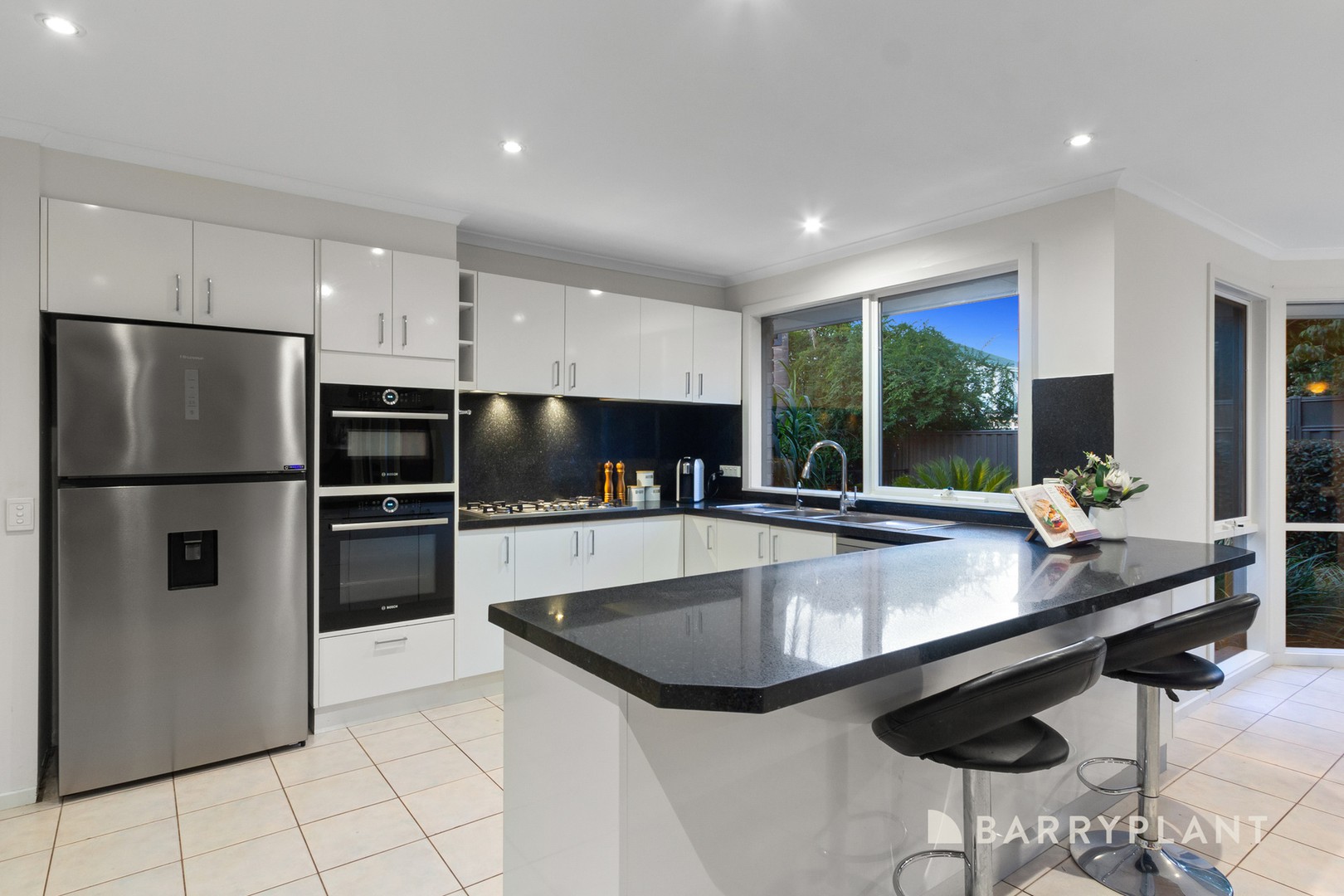 23 Exell Court, Wantirna South, VIC 3152, Wantirna South - Thumbnail 3