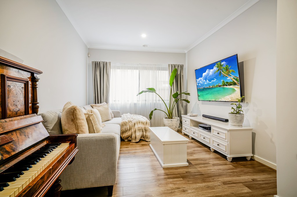 23 Floret Drive, Lara, VIC 3212, Lara - Thumbnail 4