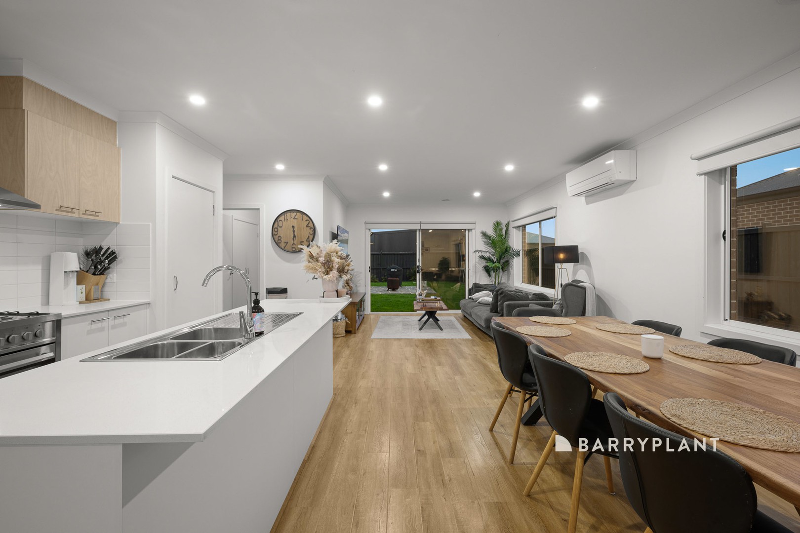 23 Franklin Avenue, Warragul, VIC 3820, Warragul - Thumbnail 6