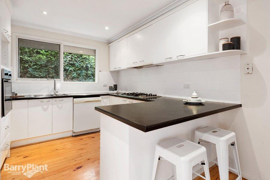 23 Fraser Crescent, Wantirna South, VIC 3152, Wantirna South - Thumbnail 2