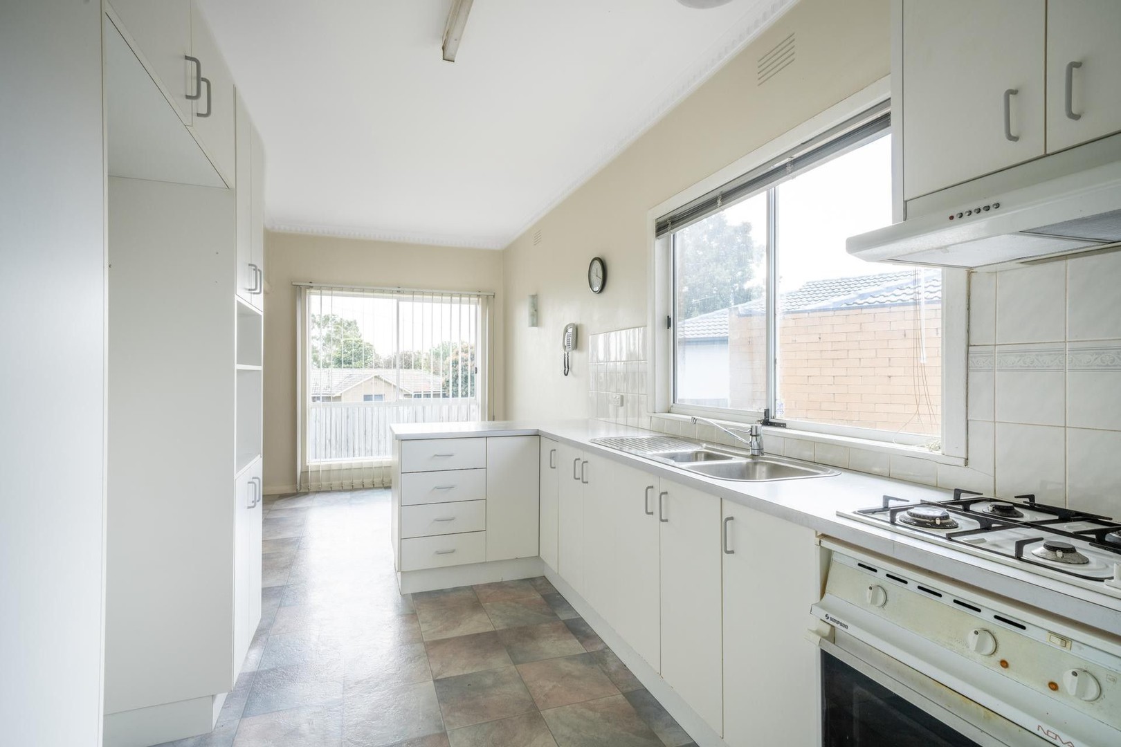 23 Glengarwyn Rd, Leopold, VIC 3224, Leopold - Thumbnail 2