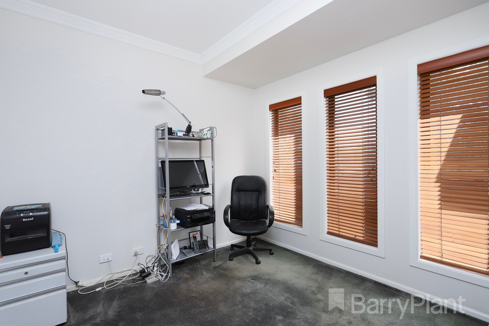 23 Hampton Street, Craigieburn, VIC 3064, Craigieburn - Thumbnail 3