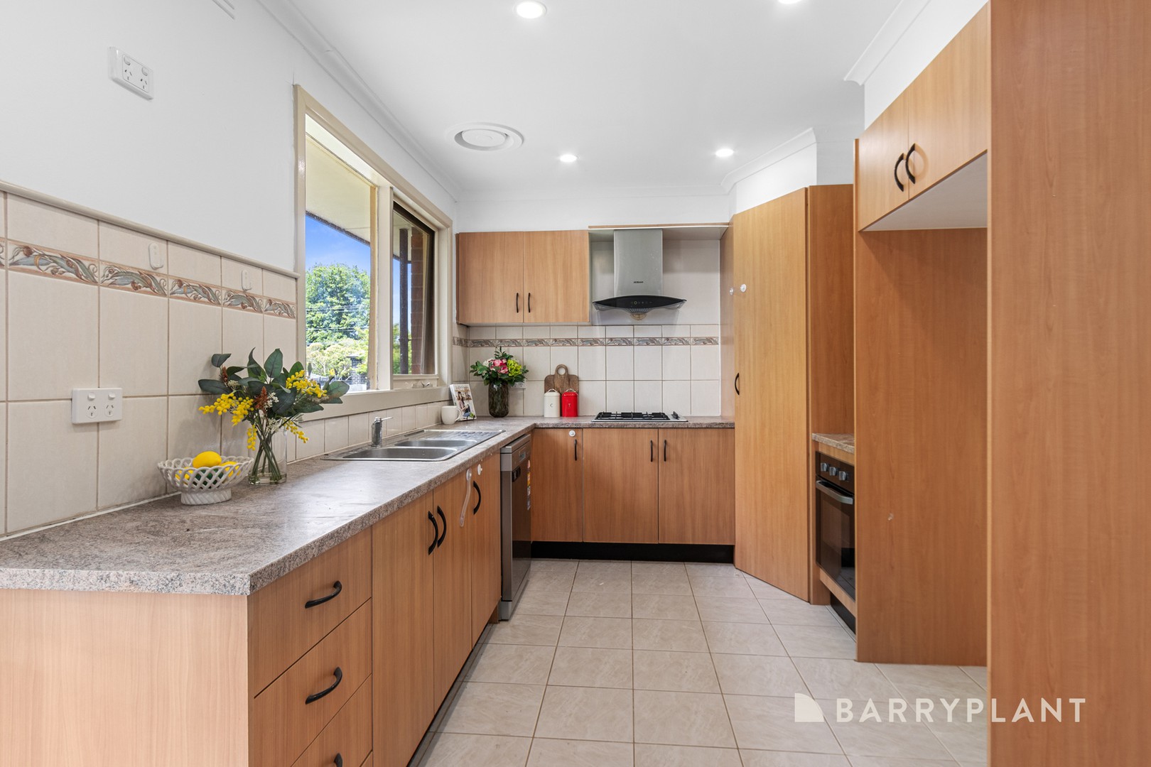 23 Harwell Road, Ferntree Gully, VIC 3156, Ferntree Gully - Thumbnail 3