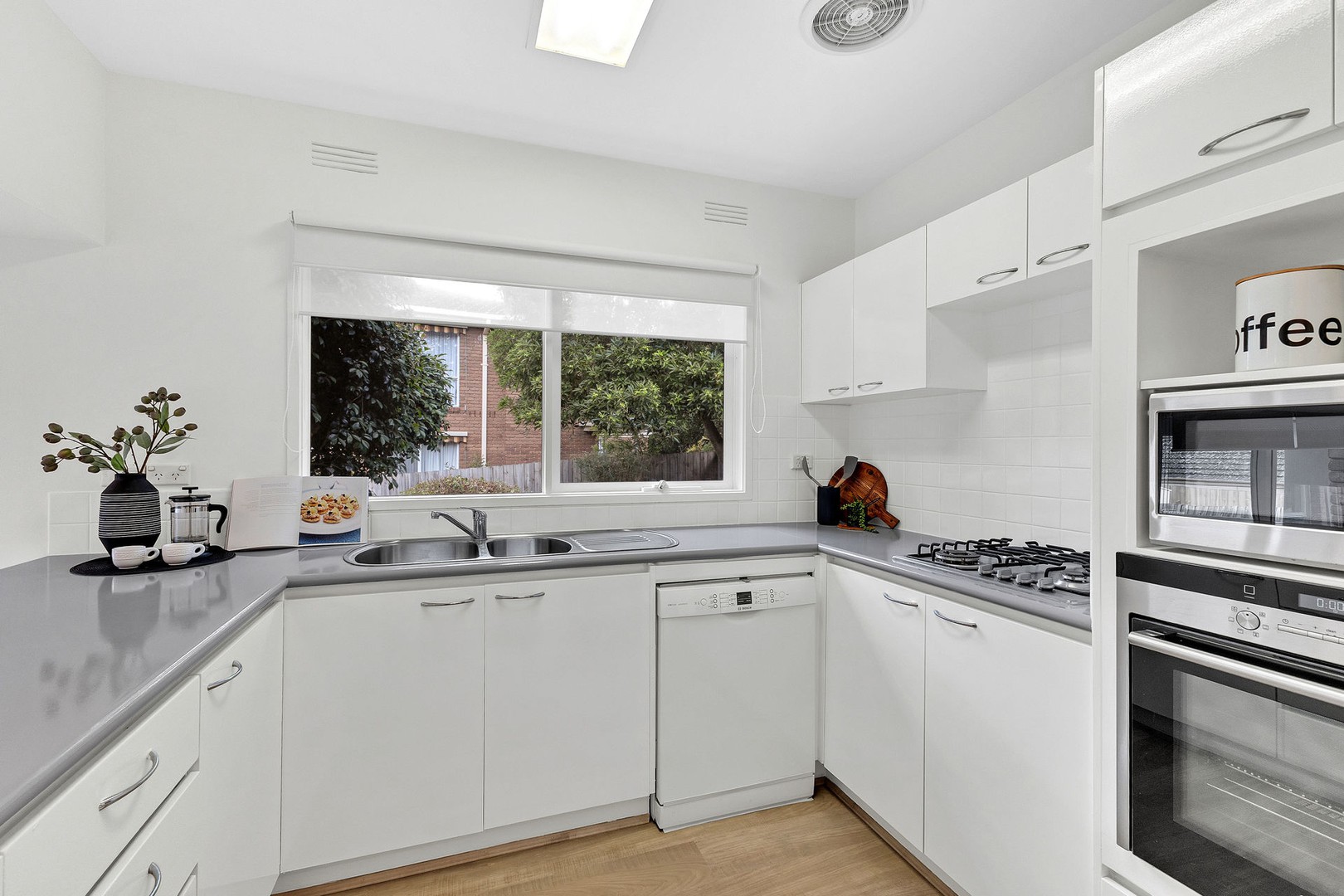 23 Heysham Drive, Wheelers Hill, VIC 3150, Wheelers Hill - Thumbnail 5