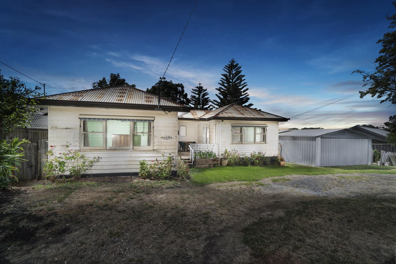 23 Hopetoun Street, Mitcham, VIC 3132, Mitcham - Thumbnail 2