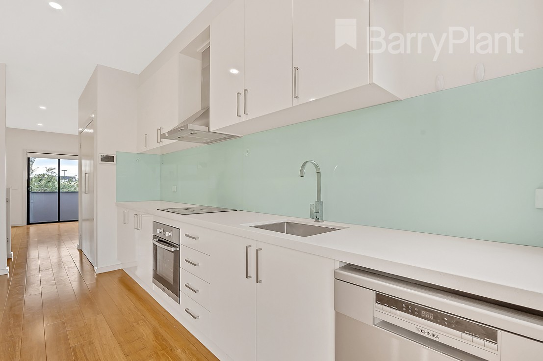 23 Huntington Drive, Craigieburn, VIC 3064 - Thumbnail 1 - 01/07/2025