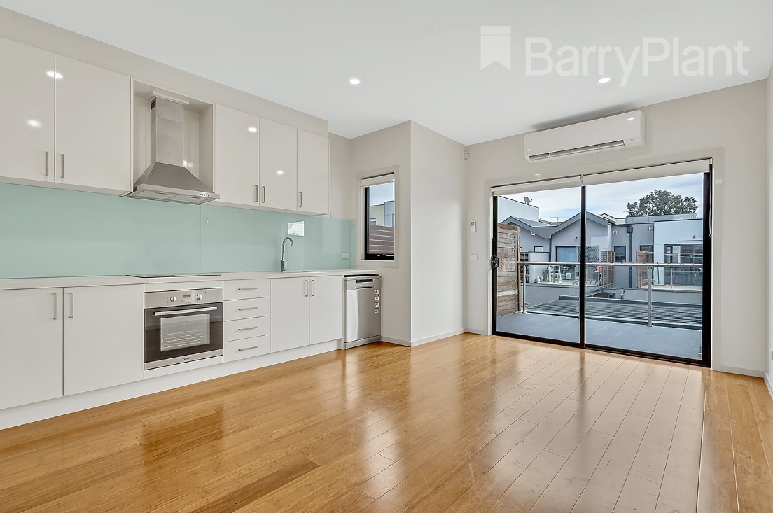 23 Huntington Drive, Craigieburn, VIC 3064, Craigieburn - Thumbnail 4