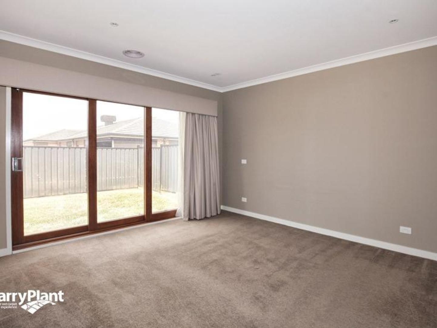 23 Jonesfield Street, Craigieburn, VIC 3064, Craigieburn - Thumbnail 4
