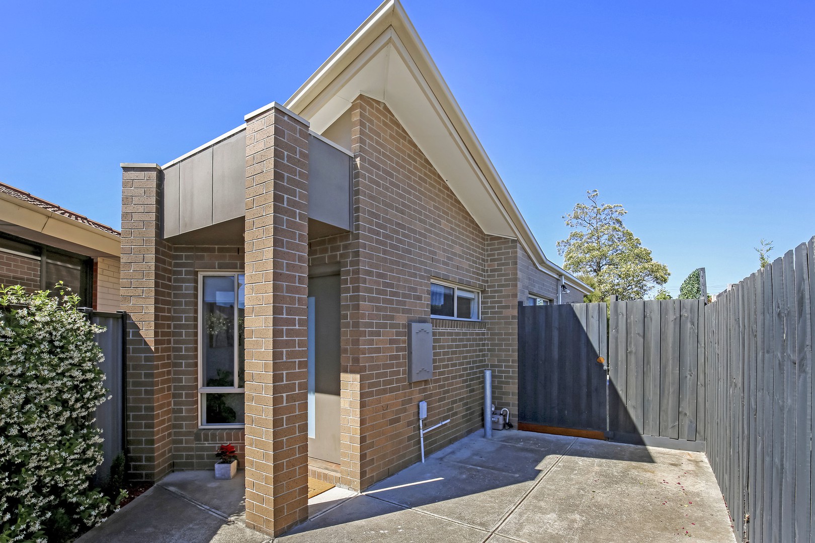 23 Kemp Avenue, Thomastown, VIC 3074, Thomastown - Thumbnail 2