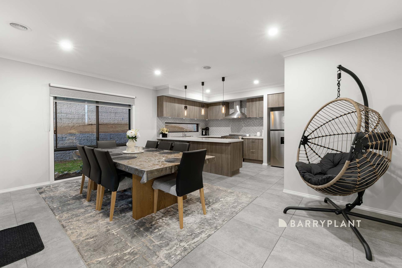23 Kendal Avenue, Warragul, VIC 3820, Warragul - Thumbnail 5