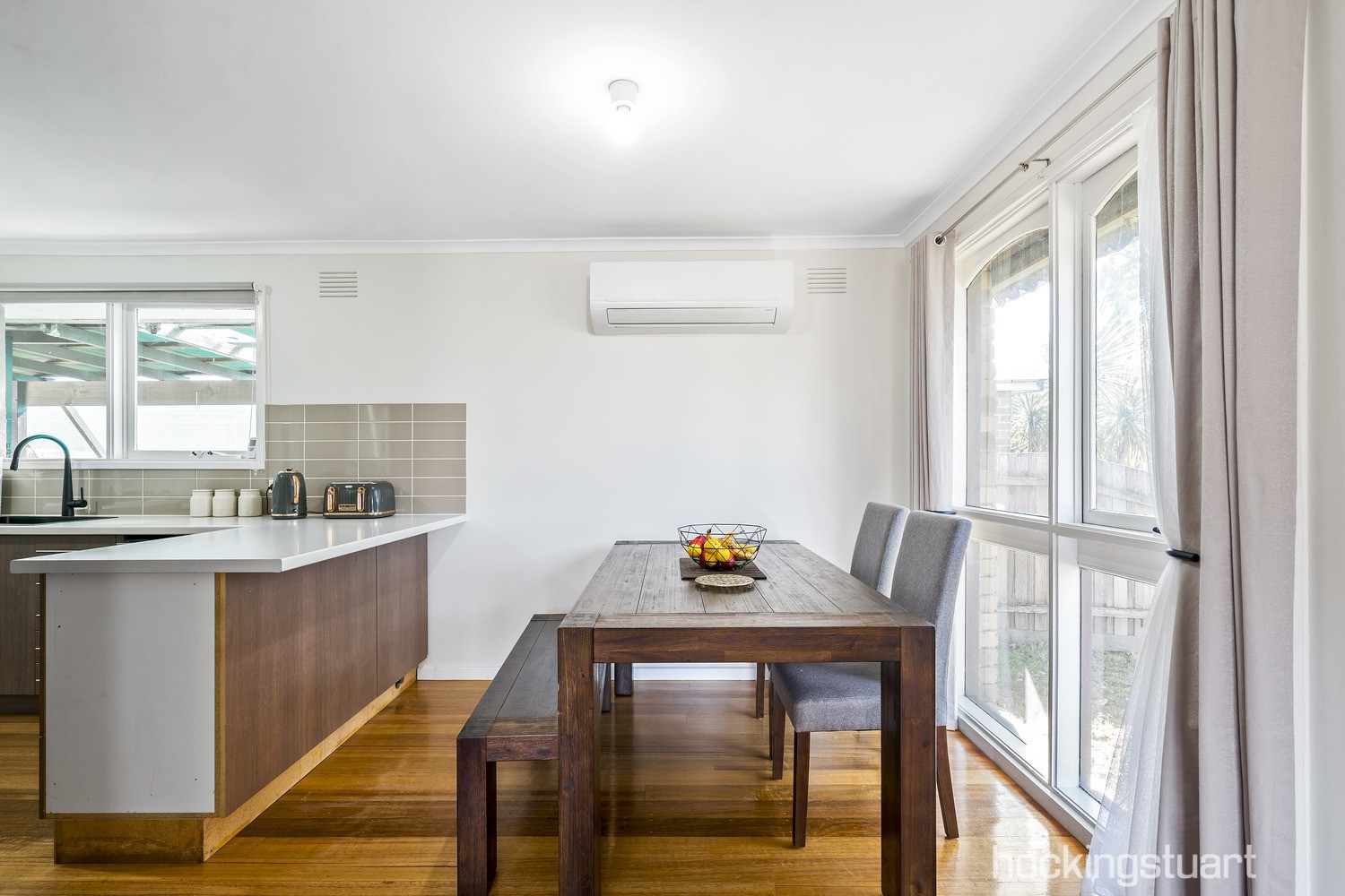 23 Kingsford Avenue, Melton South, VIC 3338, Melton South - Thumbnail 3