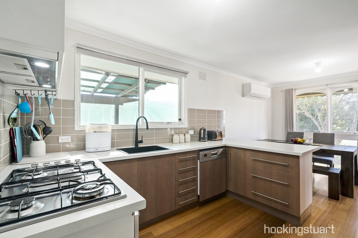 23 Kingsford Avenue, Melton South, VIC 3338, Melton South - Thumbnail 4