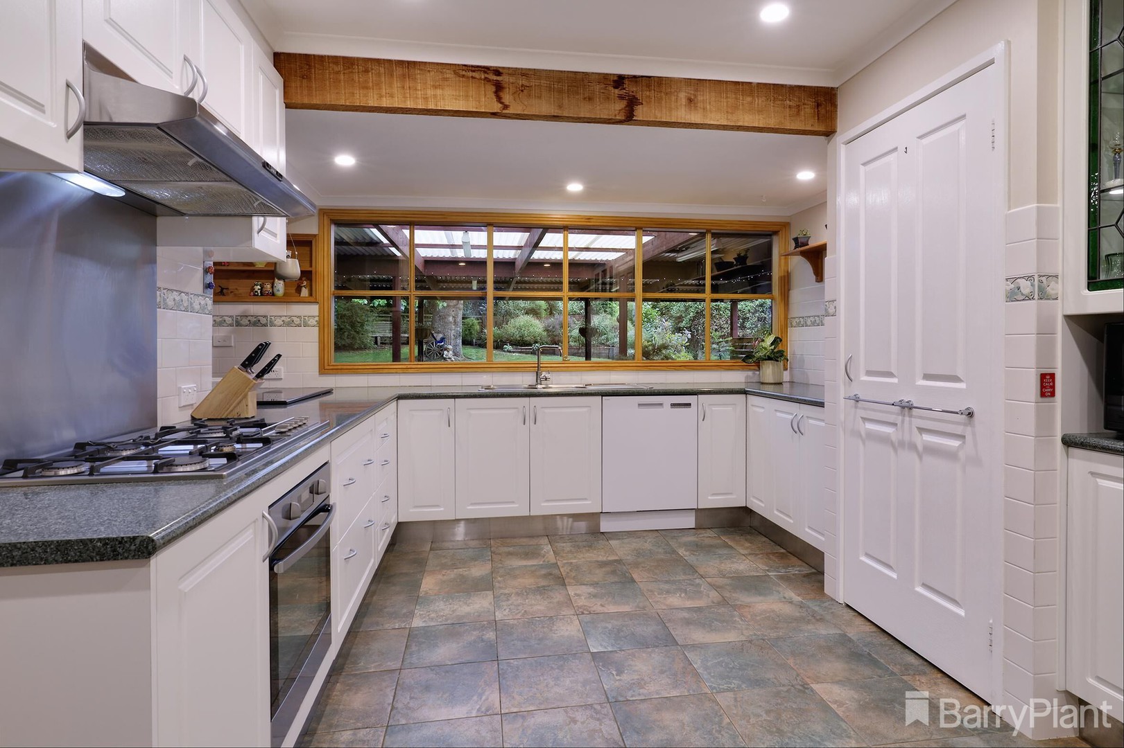 23 Le Souef Road, Gembrook, VIC 3783, Gembrook - Thumbnail 5