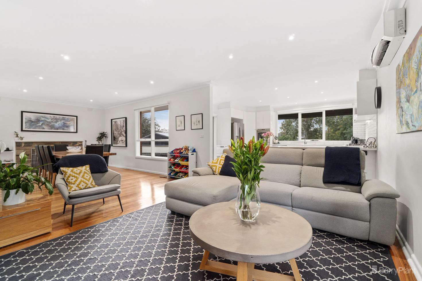 23 Lincoln Drive, Bulleen, VIC 3105, Bulleen - Thumbnail 2