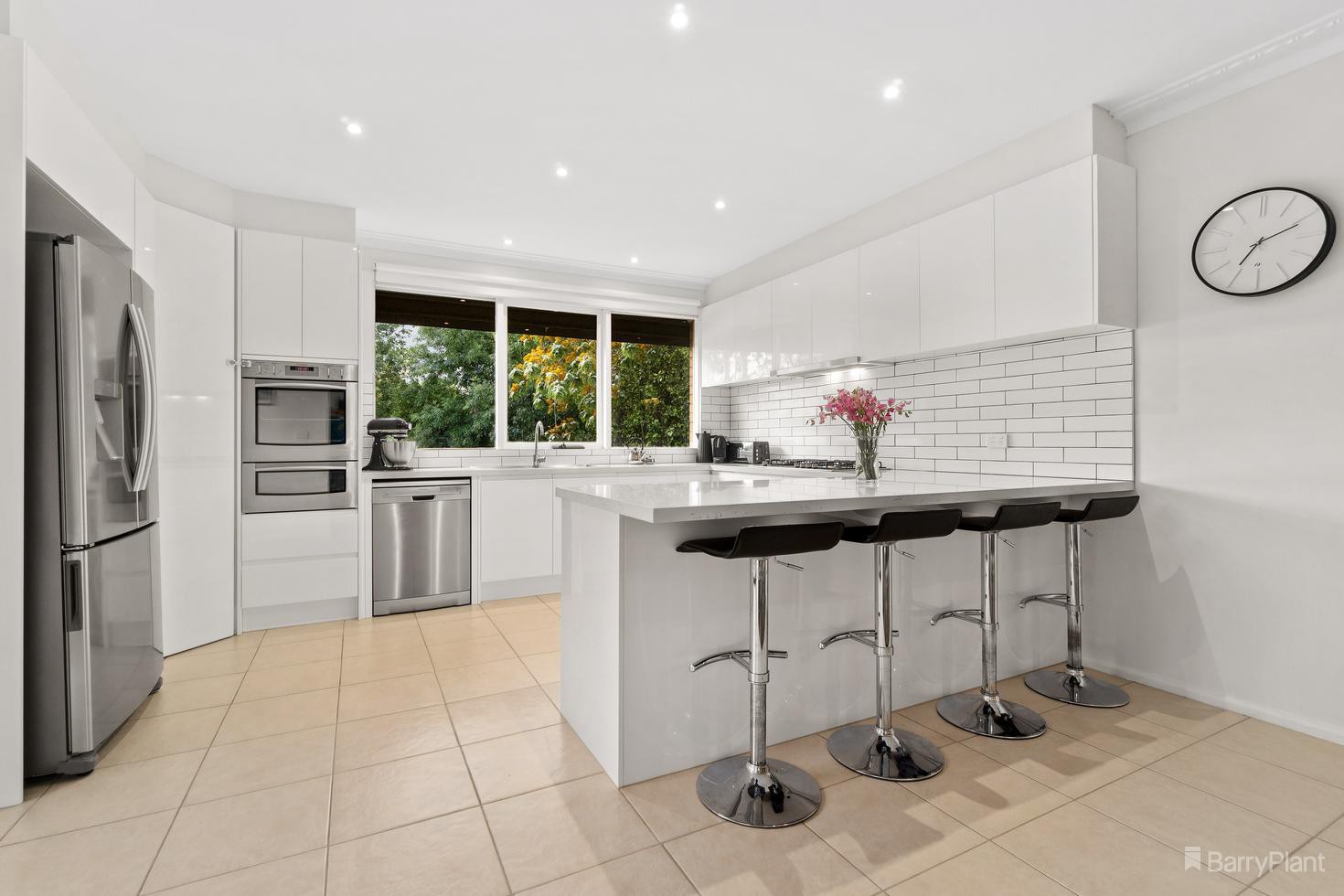 23 Lincoln Drive, Bulleen, VIC 3105, Bulleen - Thumbnail 3