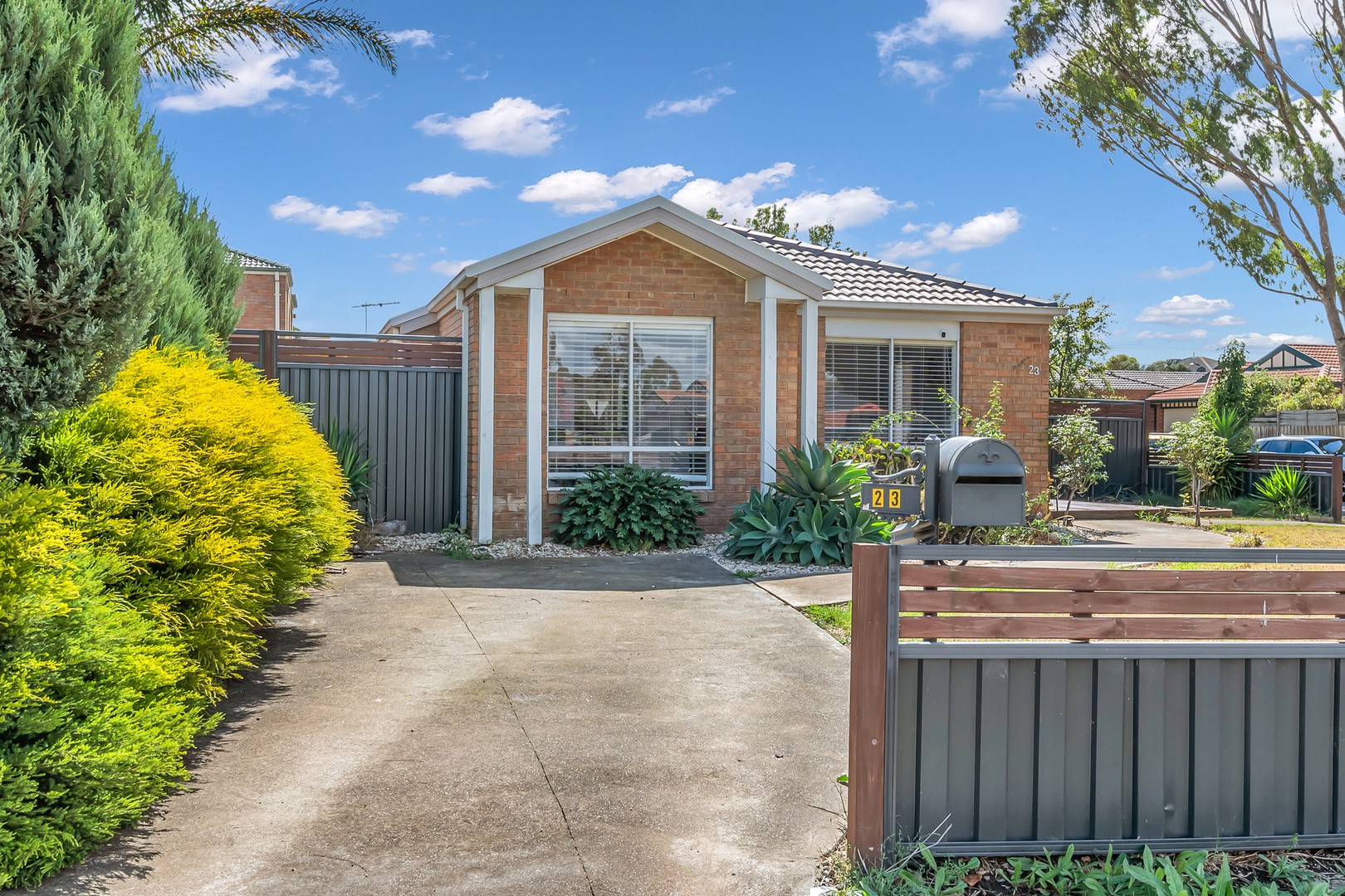 23 Lincolne Crescent, Roxburgh Park, VIC 3064, Roxburgh Park - Thumbnail 3