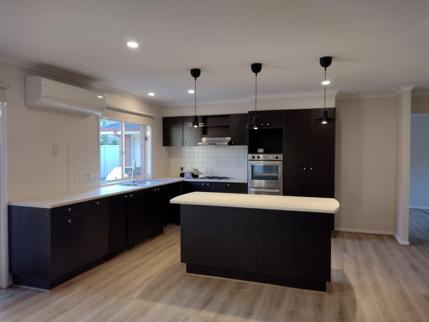 23 Lyme Park CircleCaroline Springs, VIC 3023  - Leased, Caroline Springs - Thumbnail 3