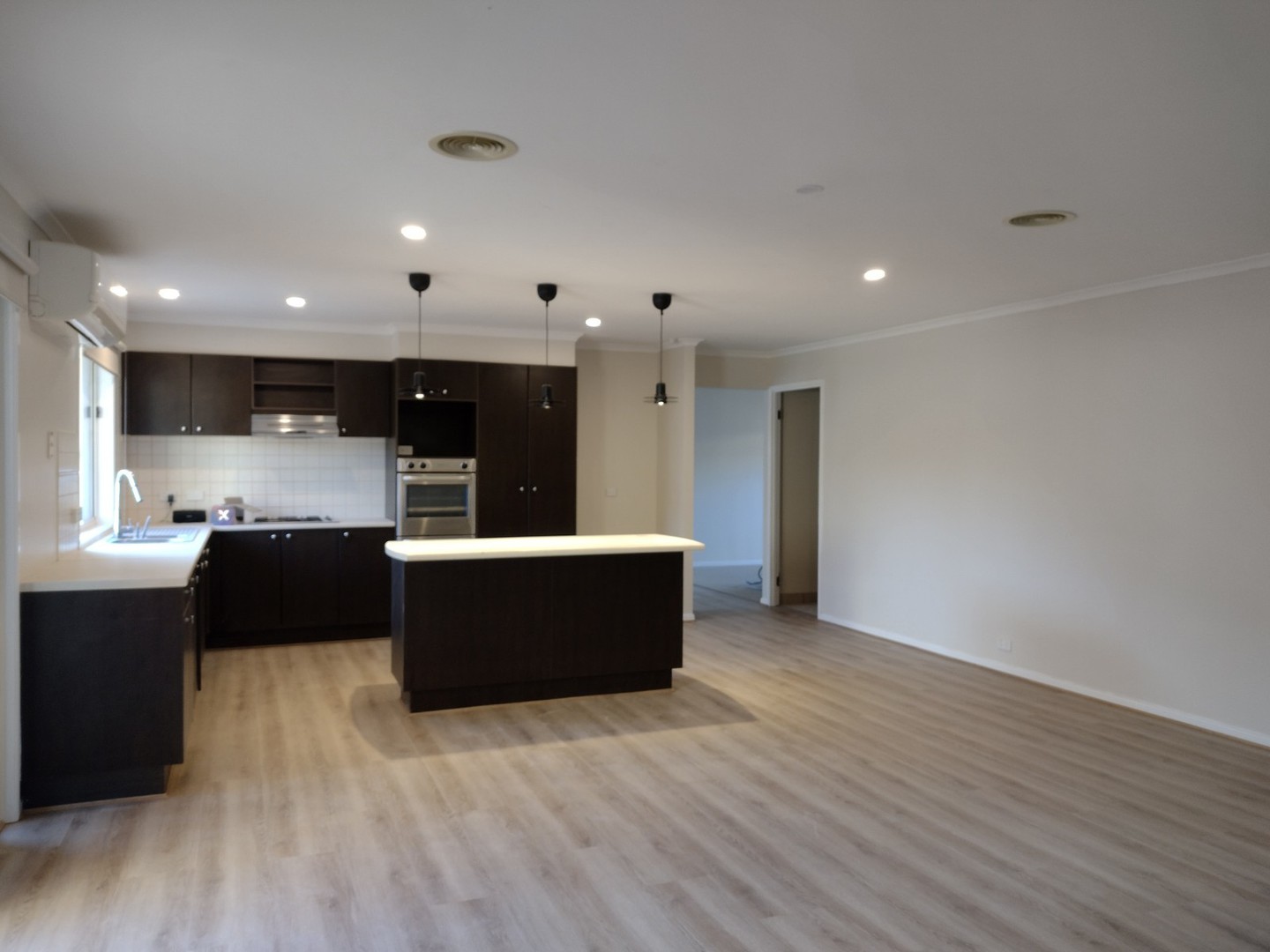 23 Lyme Park CircleCaroline Springs, VIC 3023  - Leased, Caroline Springs - Thumbnail 4
