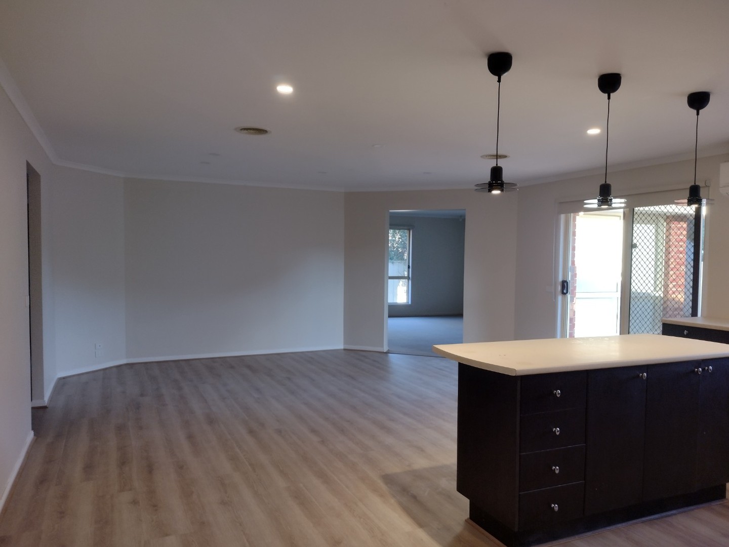 23 Lyme Park CircleCaroline Springs, VIC 3023  - Leased, Caroline Springs - Thumbnail 5
