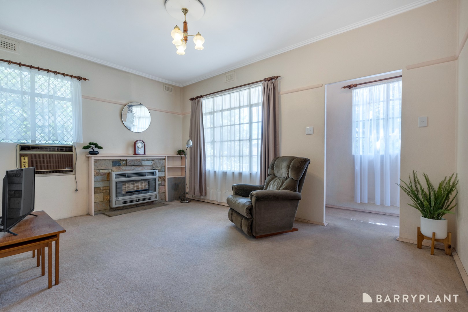 23 McComas Street, Reservoir, VIC 3073, Reservoir - Thumbnail 3