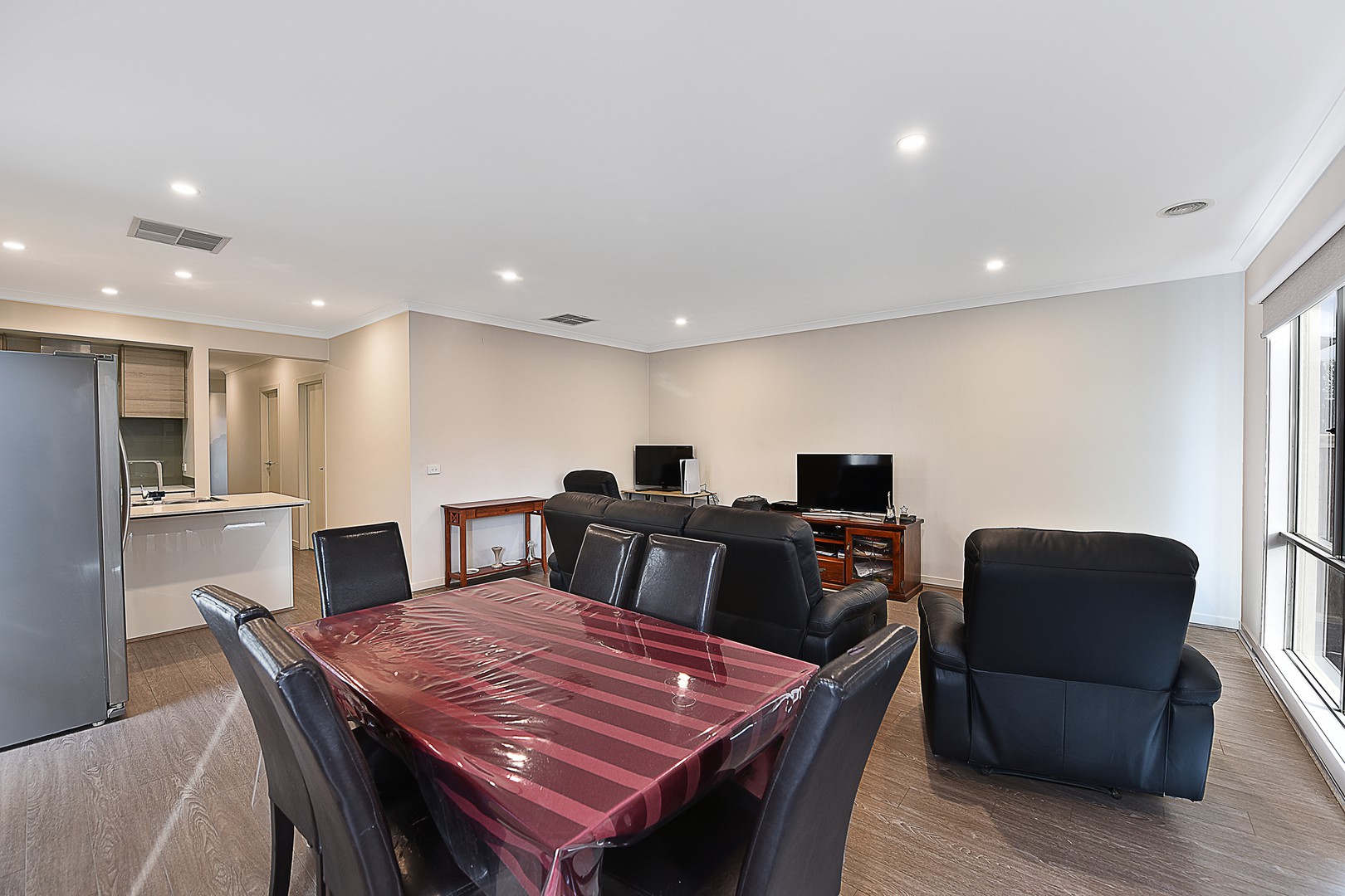 23 Mccracken Avenue, Mickleham, VIC 3064, Mickleham - Thumbnail 5