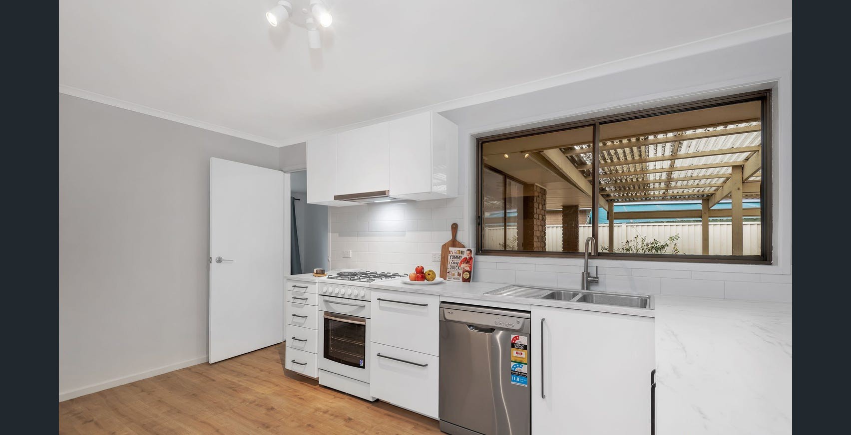 23 Melva Crescent, Whittington, VIC 3219 - Thumbnail 2 - 13/05/2025