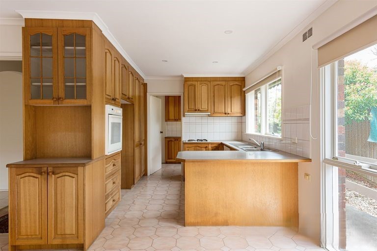 23 Mullens Road, Vermont South, VIC 3133, Vermont South - Thumbnail 2
