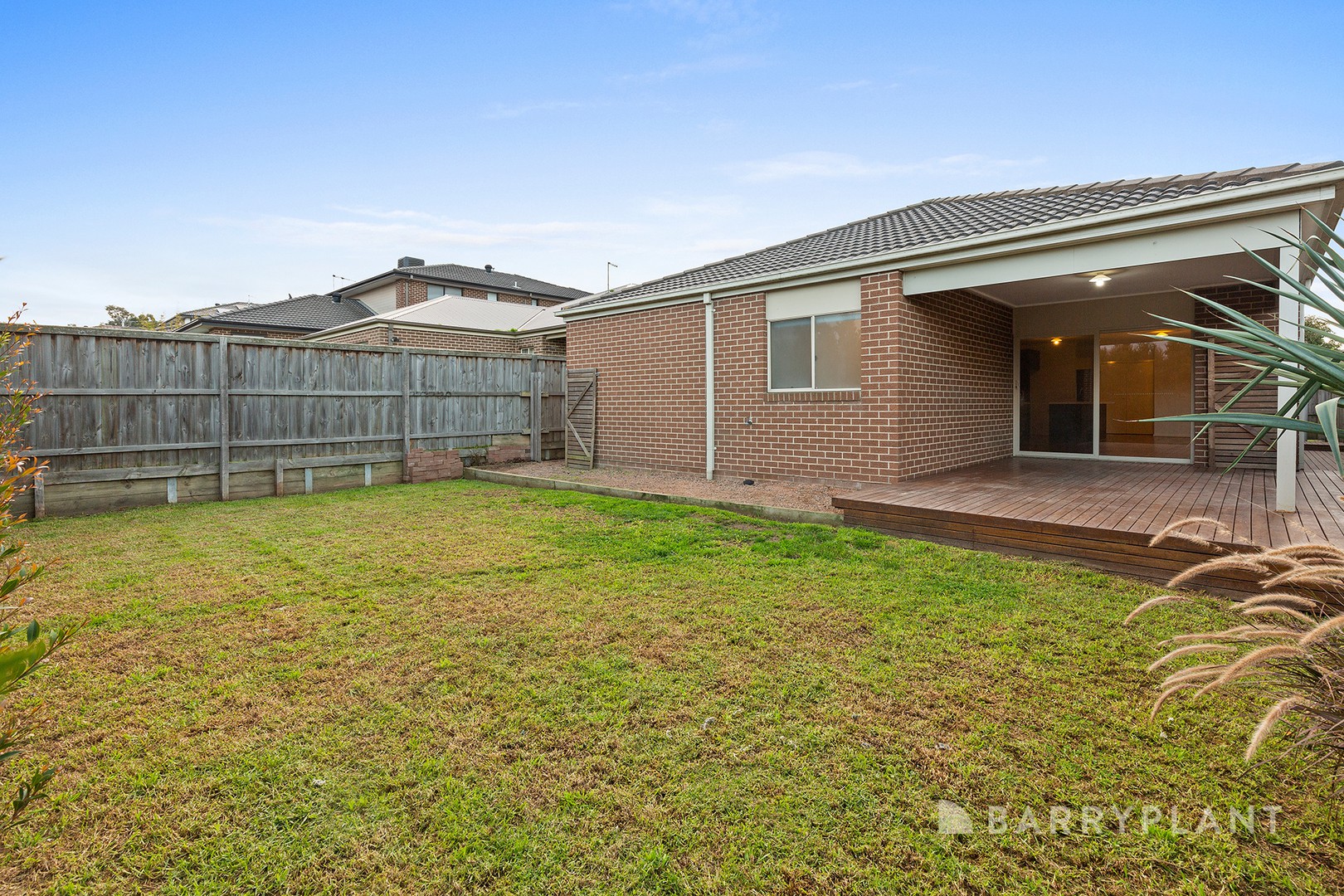 23 Nixon Drive, Berwick, VIC 3806, Berwick - Thumbnail 3