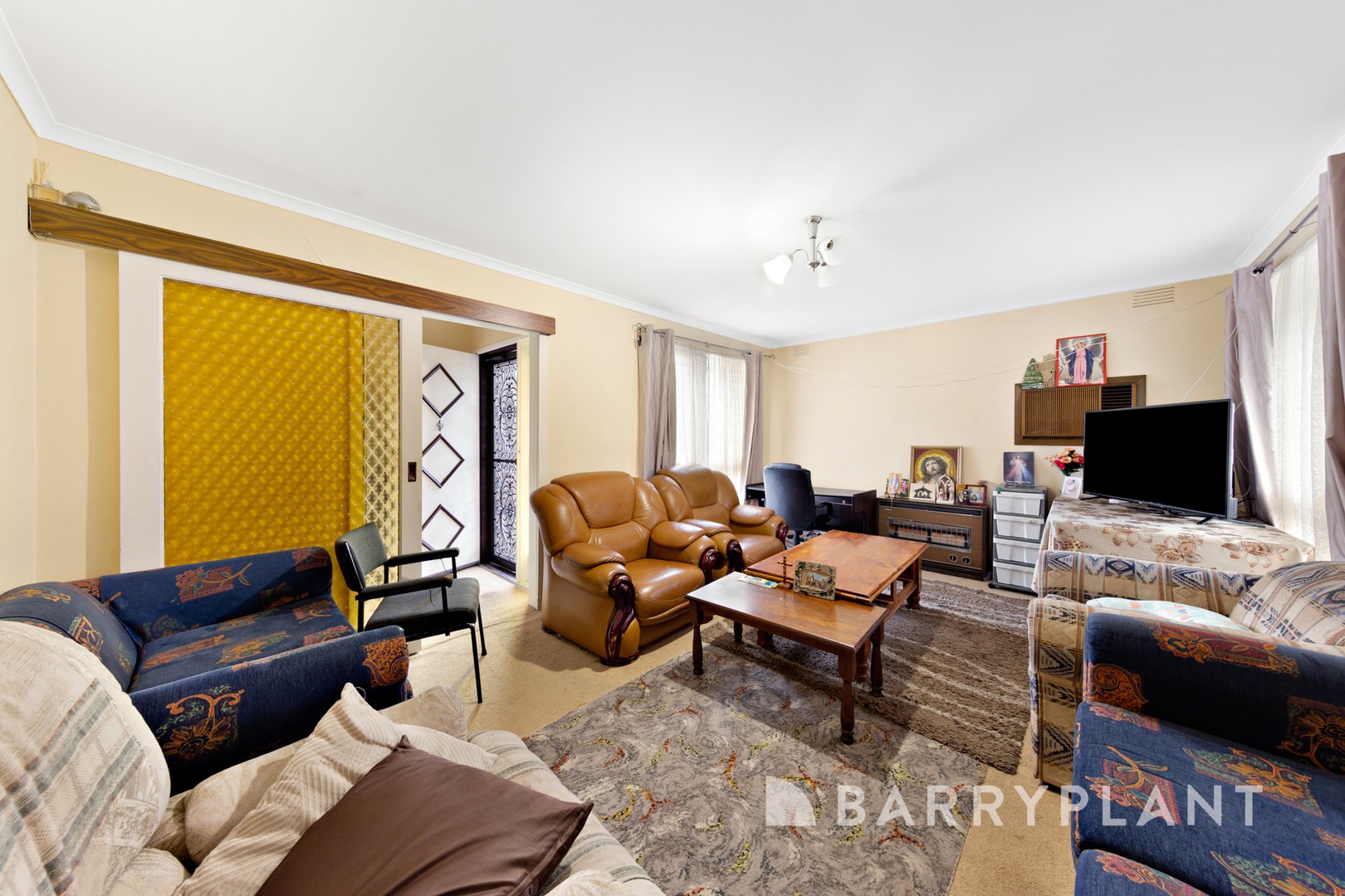 23 Novara Parade, St Albans, VIC 3021 - Thumbnail 2 - 03/11/2025