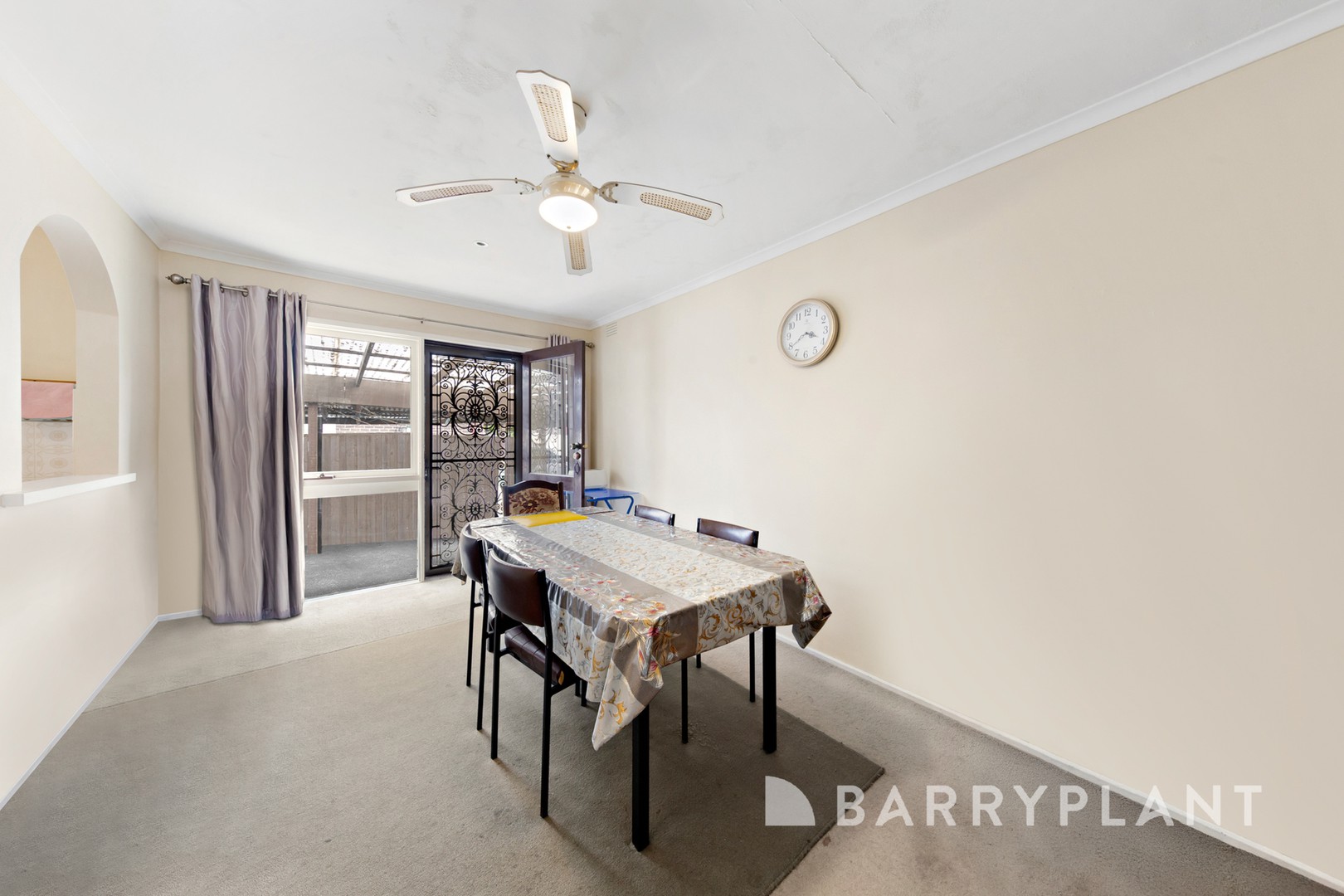 23 Novara Parade, St Albans, VIC 3021, St Albans - Thumbnail 3