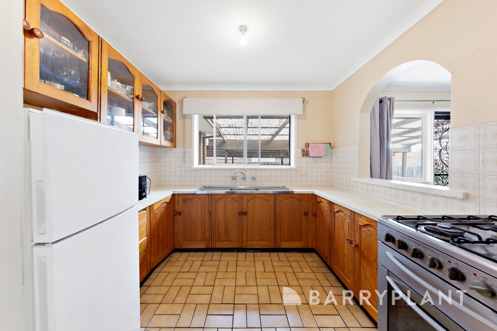 23 Novara Parade, St Albans, VIC 3021, St Albans - Thumbnail 4