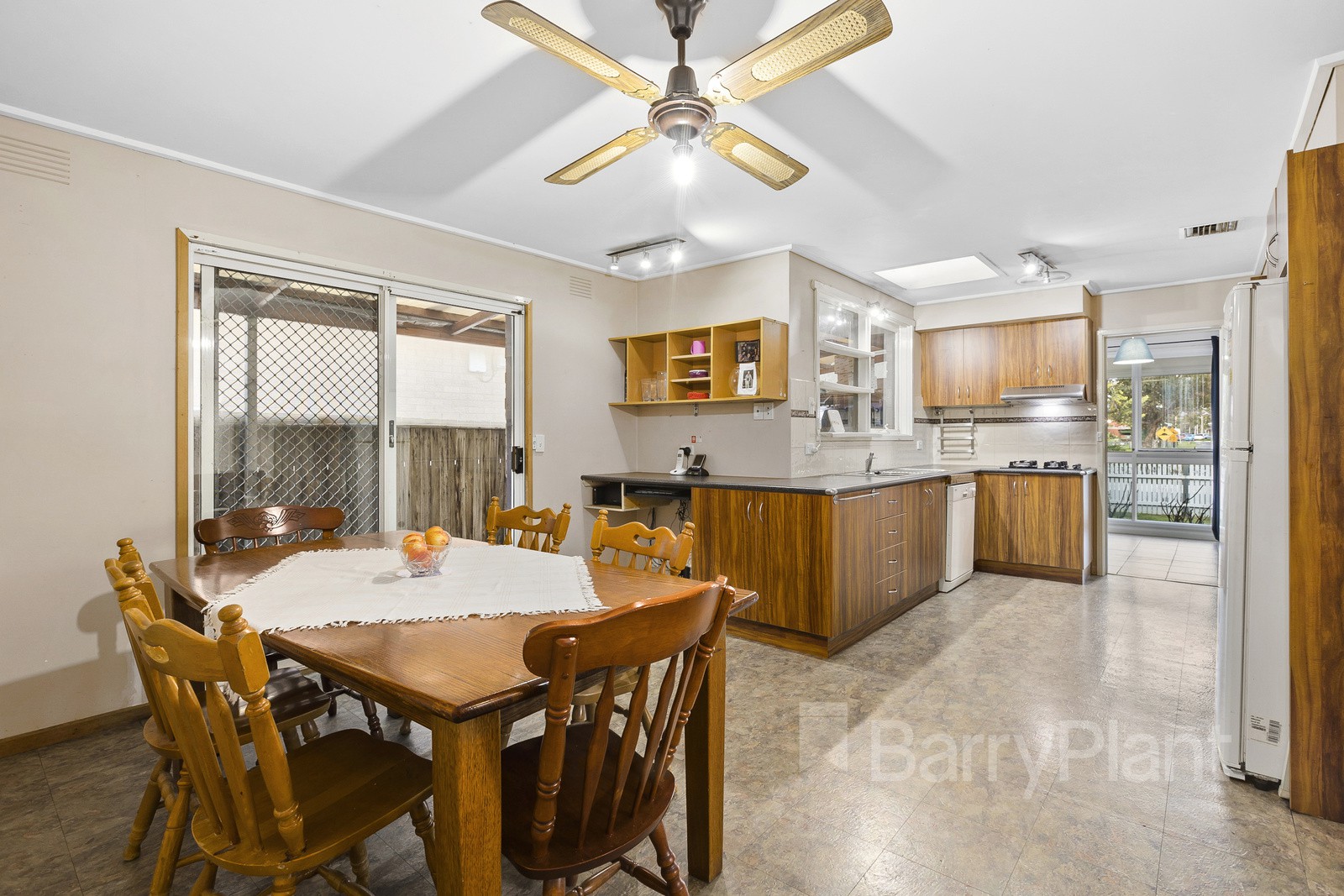 23 O'Connor Road, Knoxfield, VIC 3180, Knoxfield - Thumbnail 3
