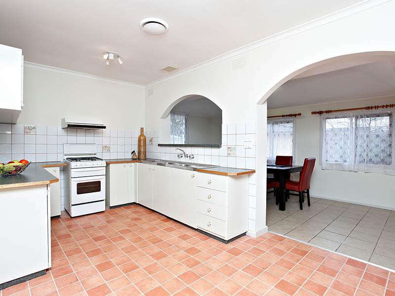23 Payne Street, Gladstone Park, VIC 3043, Gladstone Park - Thumbnail 3