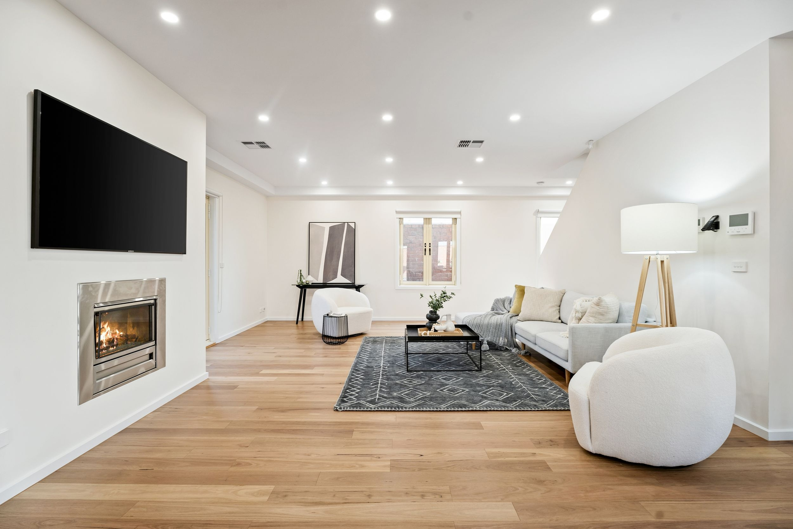 23 Peck Ave, Strathmore, VIC 3041, Strathmore - Thumbnail 2