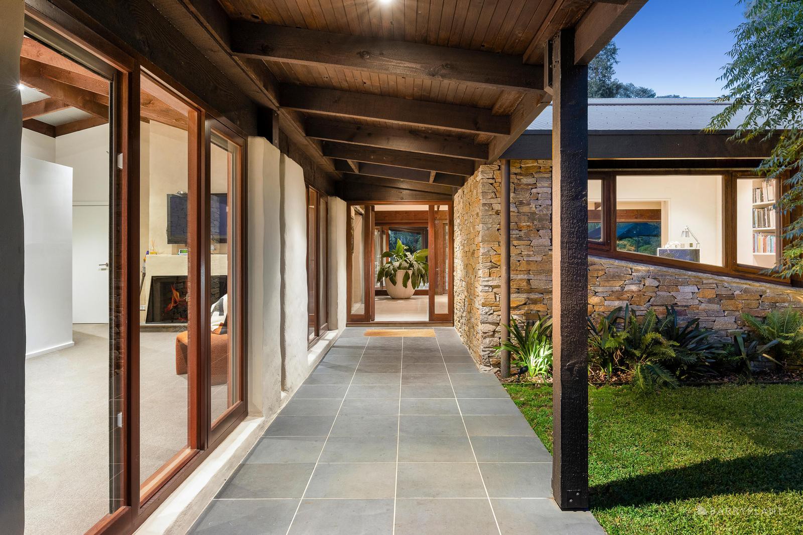 23 Pigeon Bank Road, North Warrandyte, VIC 3113 - Thumbnail 2 - 13/03/2024