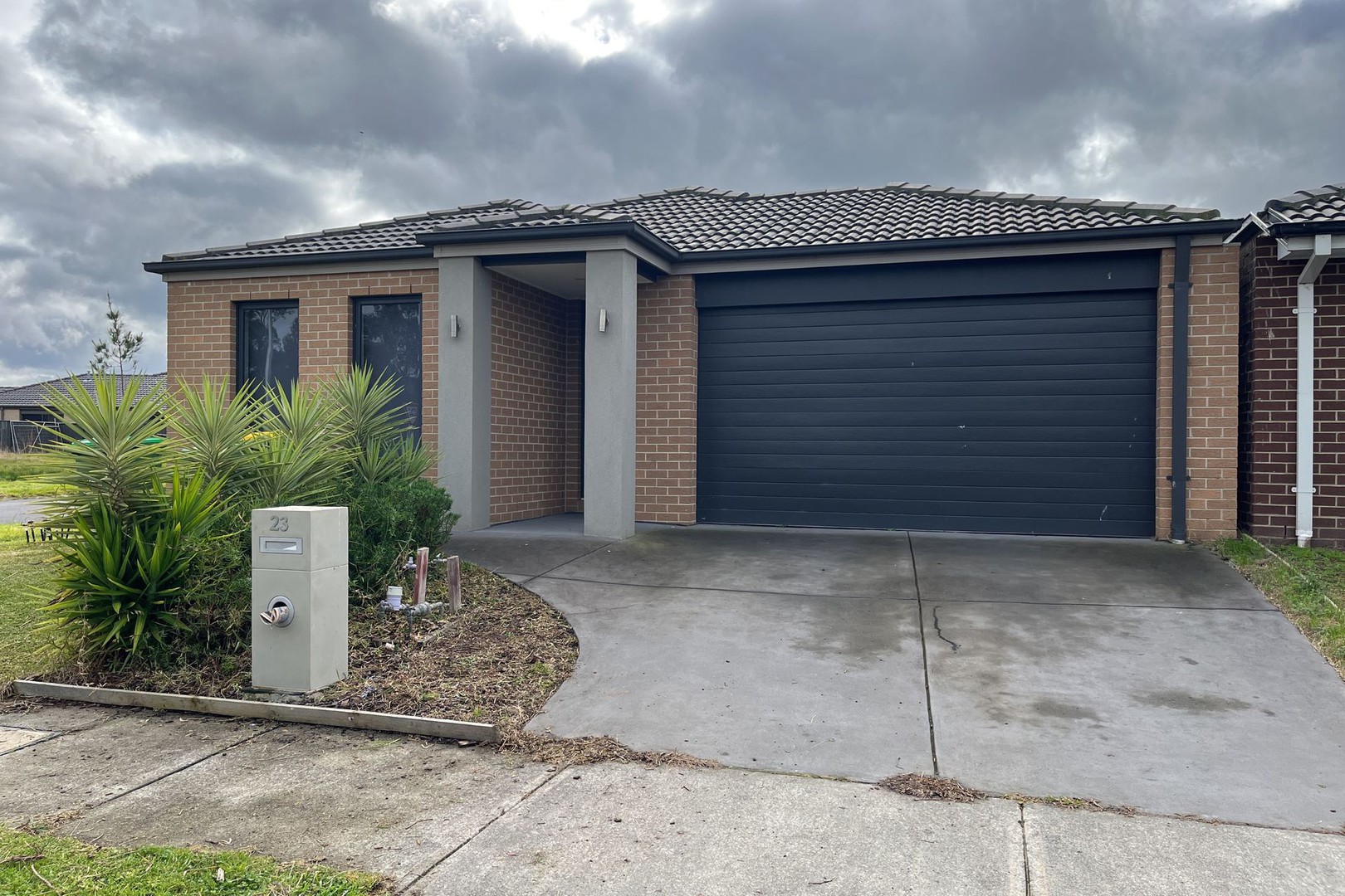 23 Pinnacle Drive, Pakenham, VIC 3810, Pakenham - Thumbnail 2