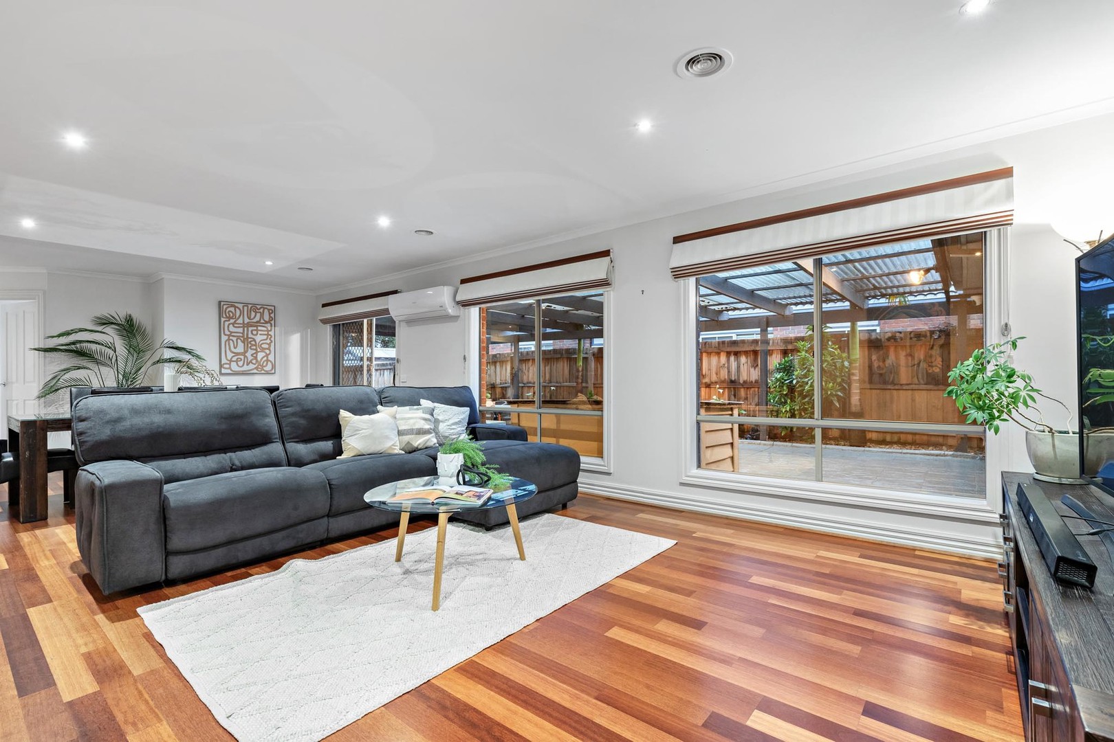 23 Pintail Crescent, Taylors Lakes, VIC 3038, Taylors Lakes - Thumbnail 3