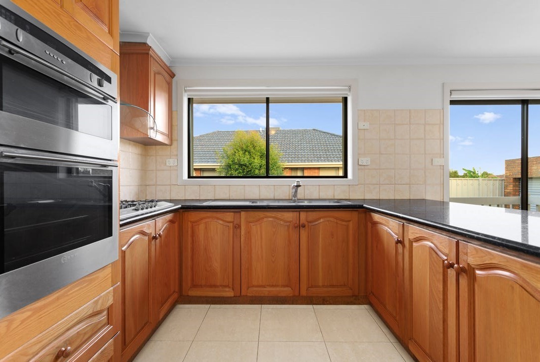 23 Prince Of Wales Avenue, Mill Park, VIC 3082 - Thumbnail 2 - 22/05/2026