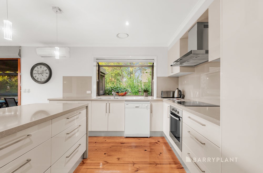 23 Quixley Grove, Wantirna, VIC 3152, Wantirna - Thumbnail 6