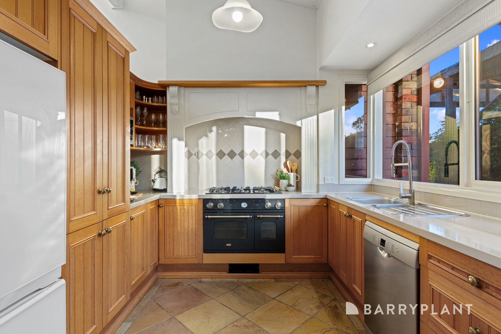 23 Richborough Grove, Ferntree Gully, VIC 3156, Ferntree Gully - Thumbnail 3