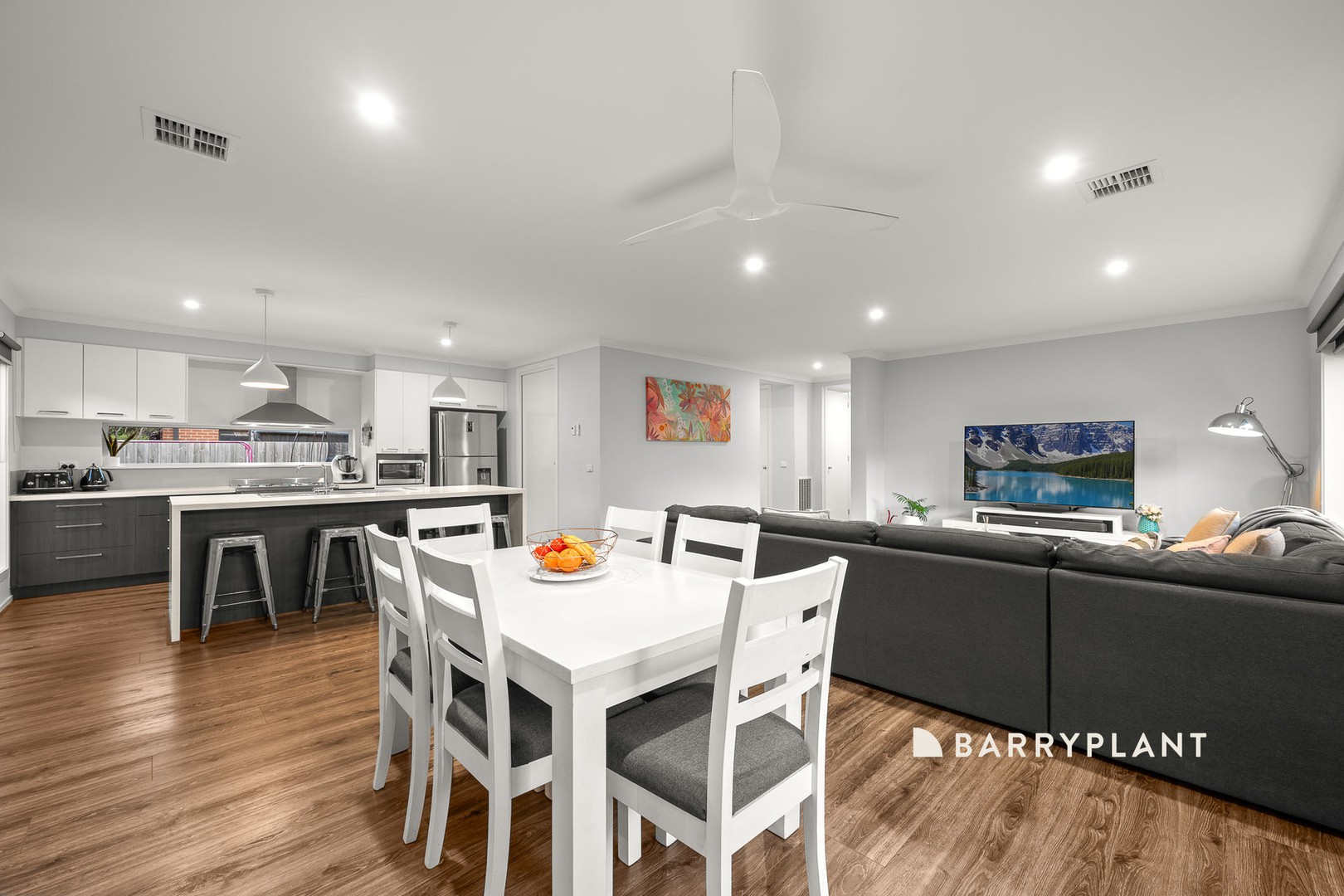 23 Royanne Close, Bunyip, VIC 3815, Bunyip - Thumbnail 4