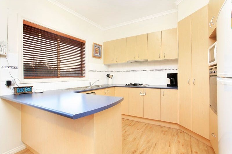 23 Saint Laurent Rise, Knoxfield, VIC 3180, Knoxfield - Thumbnail 5