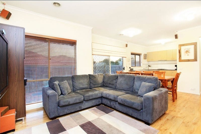 23 Saint Laurent Rise, Knoxfield, VIC 3180, Knoxfield - Thumbnail 2