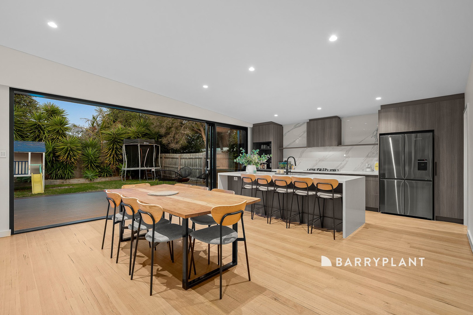 23 Seacrest Avenue, Seaford, VIC 3198, Seaford - Thumbnail 3