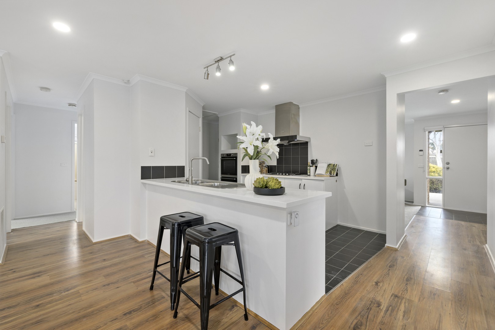 23 Seaeagle Avenue, Point Cook, VIC 3030, Point Cook - Thumbnail 4
