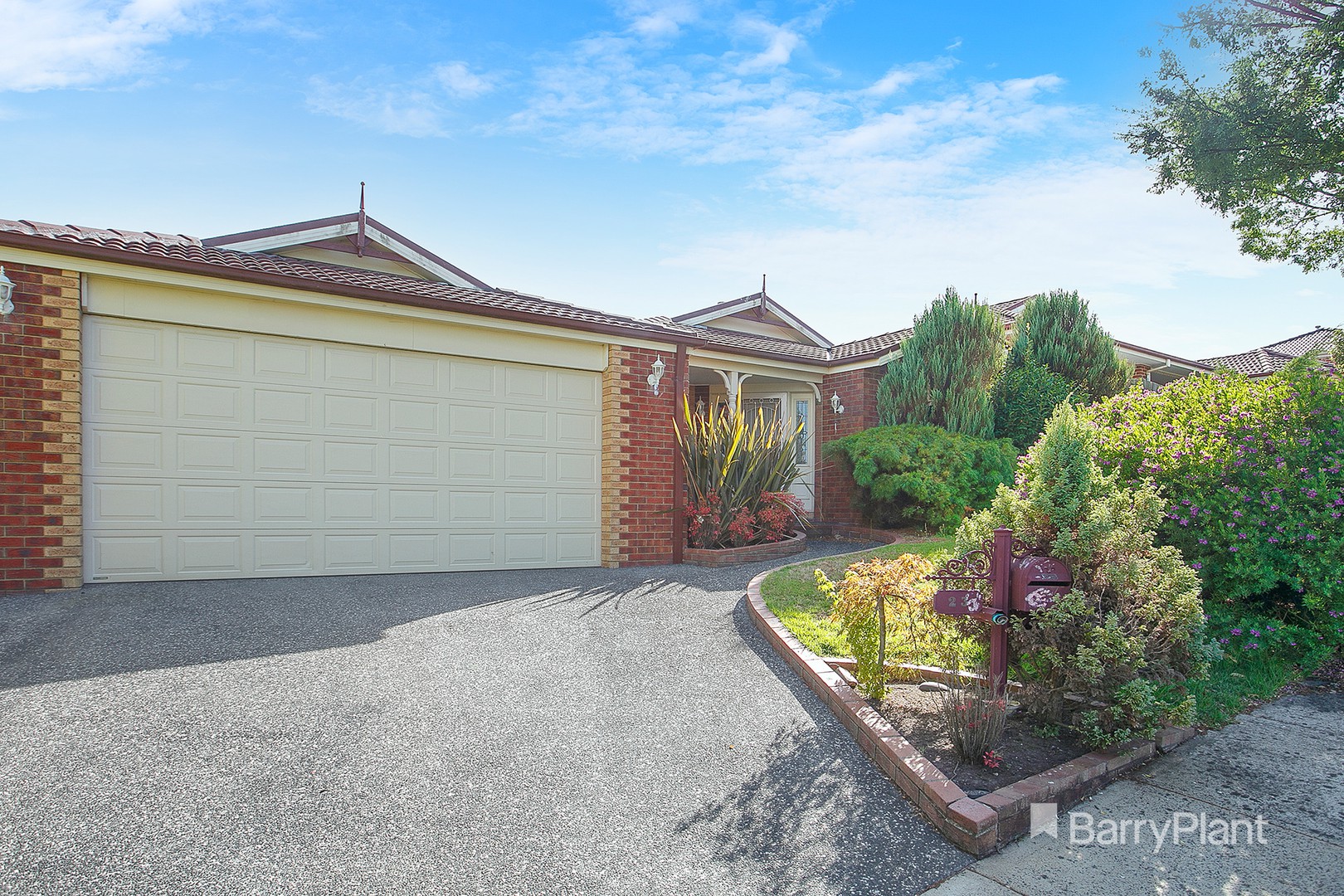 23 Silver Gum Drive, Pakenham, VIC 3810, Pakenham - Thumbnail 2