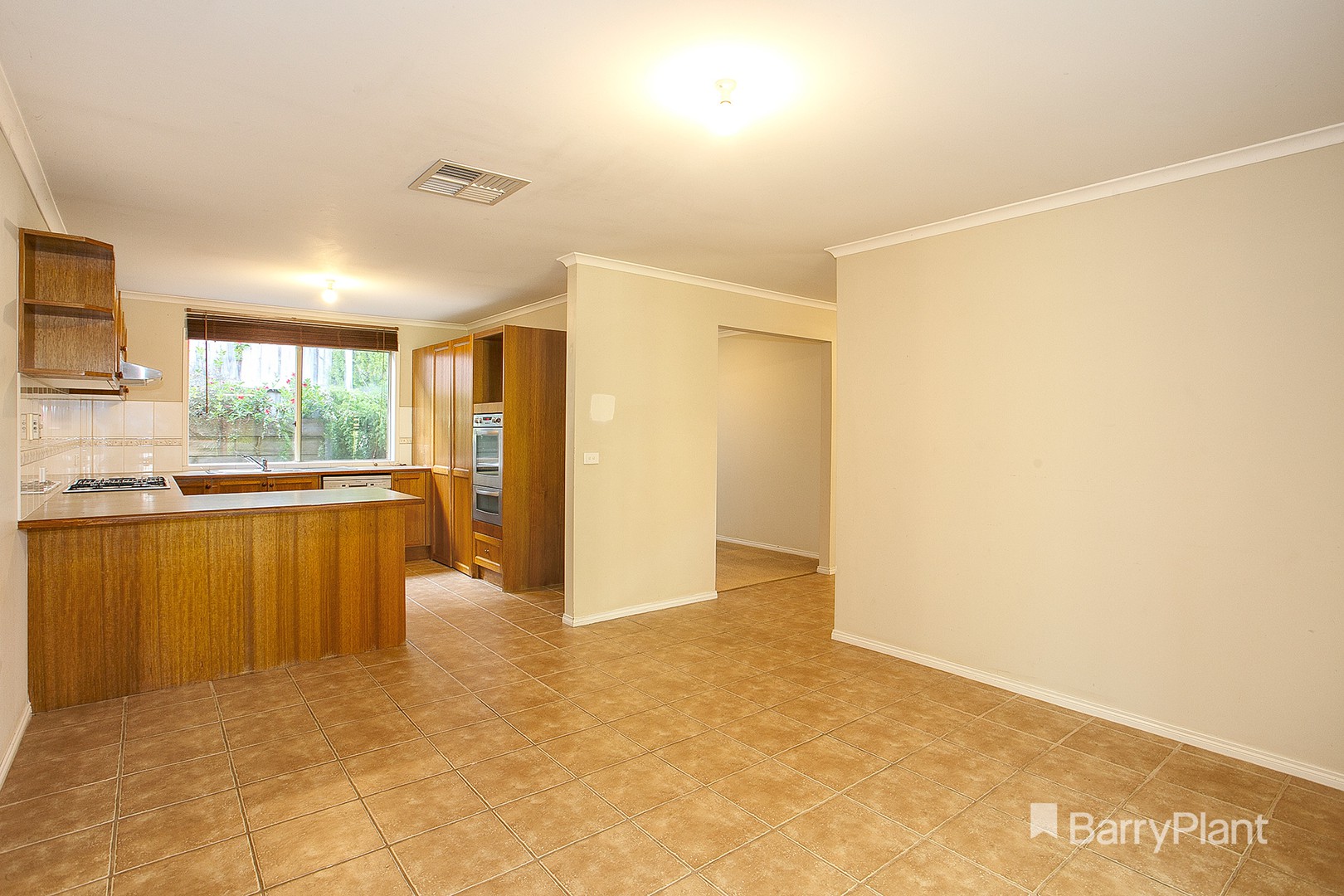 23 Silver Gum Drive, Pakenham, VIC 3810, Pakenham - Thumbnail 4