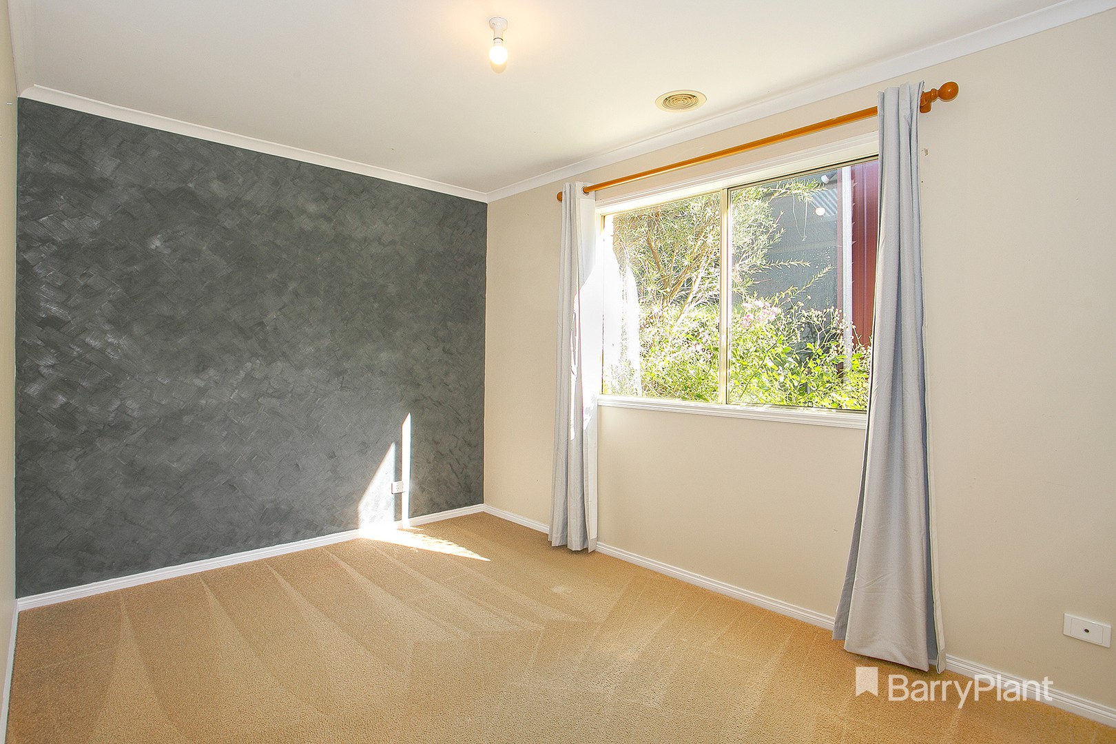 23 Silver Gum Drive, Pakenham, VIC 3810, Pakenham - Thumbnail 8