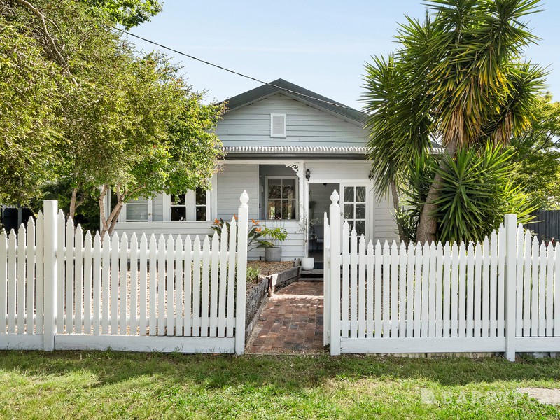 23 Smith Street, Healesville, VIC 3777 - Image - 01/11/2025